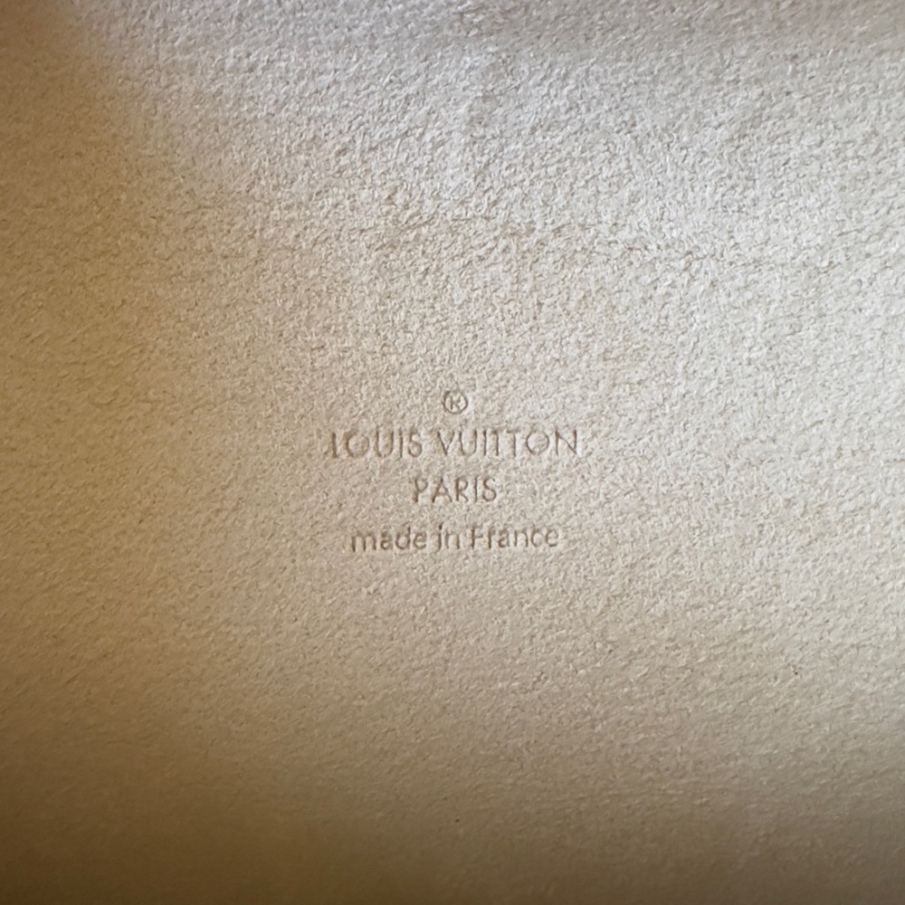 Genuine Louis Vuitton Florentine waist pouch or bumbag - Picture 9 of 13